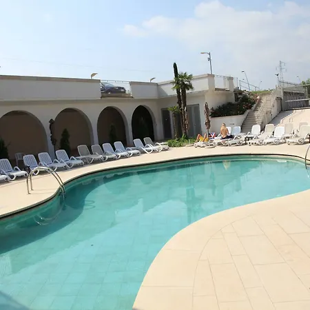 Vittoria Peschiera Bed and breakfast 3*