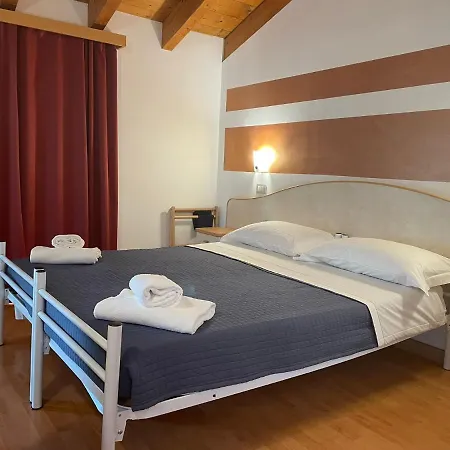 Vittoria Peschiera Bed & Breakfast