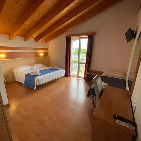 Bed & Breakfast Vittoria Peschiera
